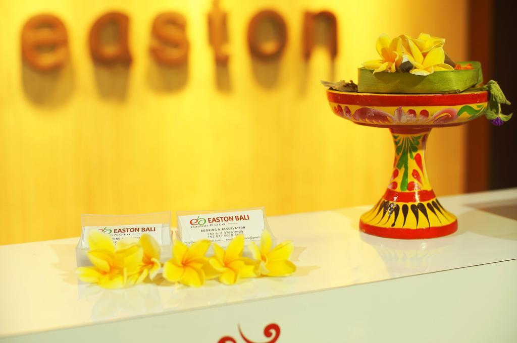 Easton Kuta Homestay Екстер'єр фото
