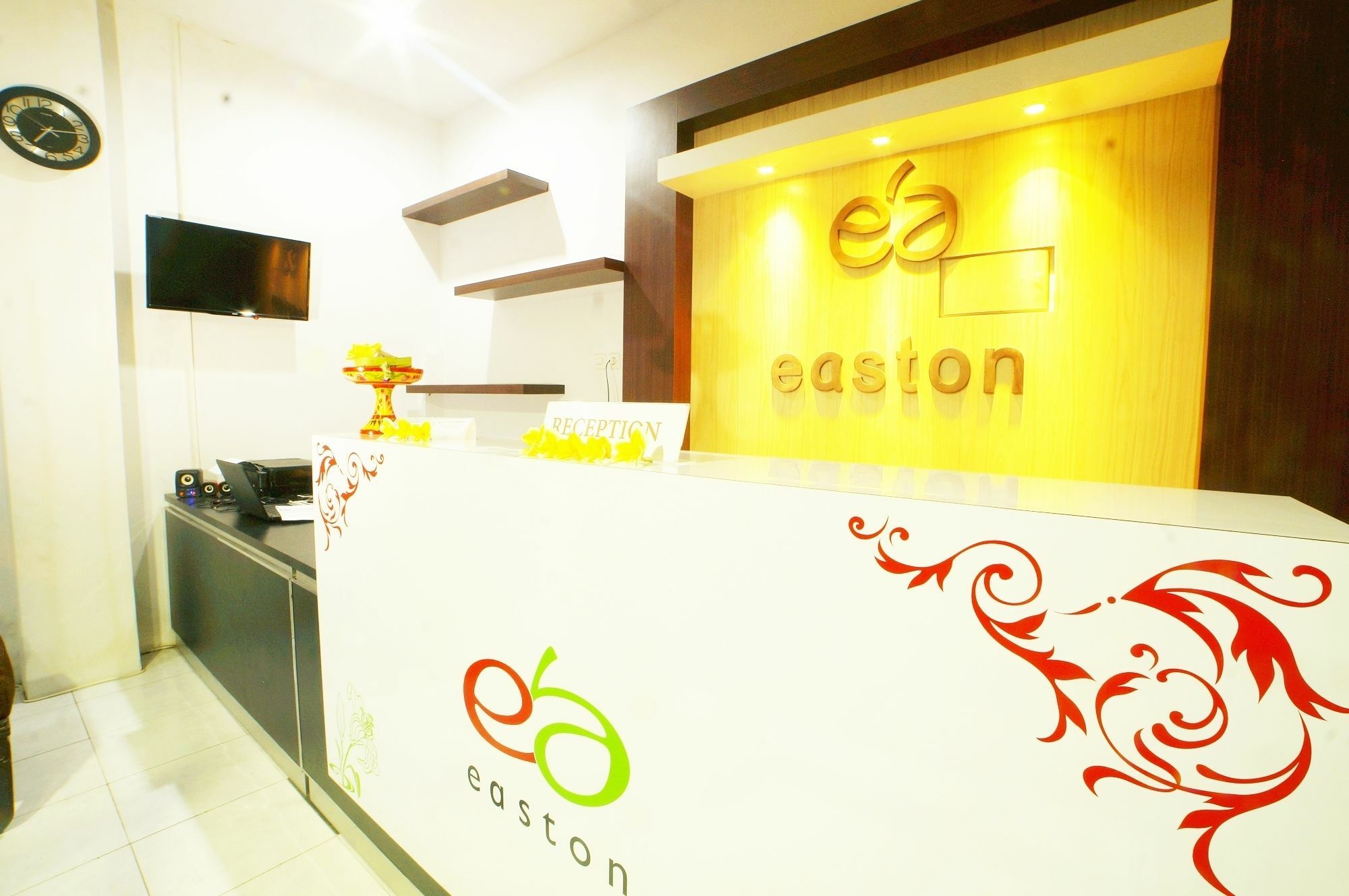 Easton Kuta Homestay Екстер'єр фото